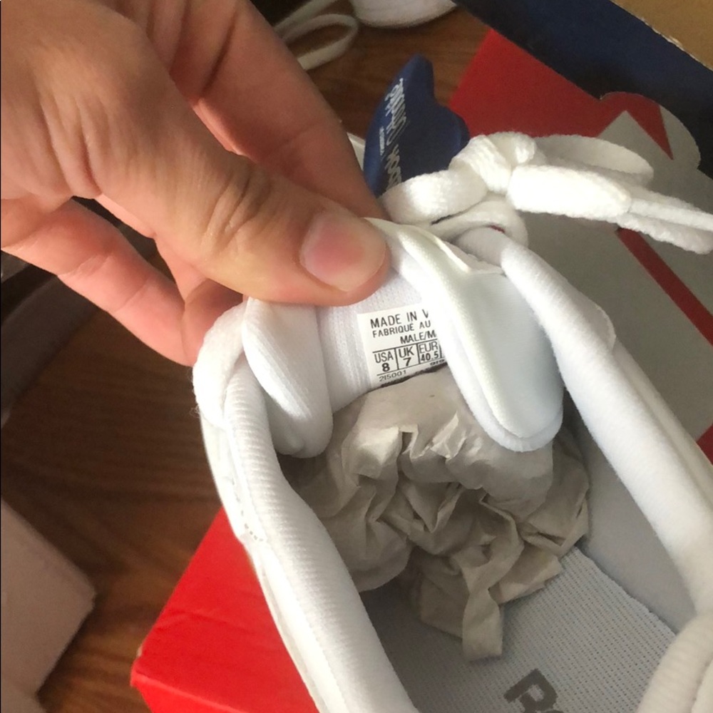 Shoes - Picture 6 of 6